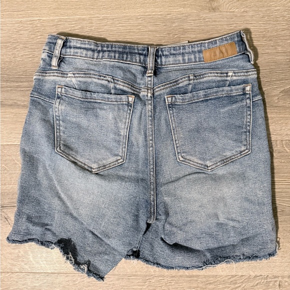 Jag Jeans Medium Blue Button-Fly Denim Shorts size 8 - Picture 2 of 9